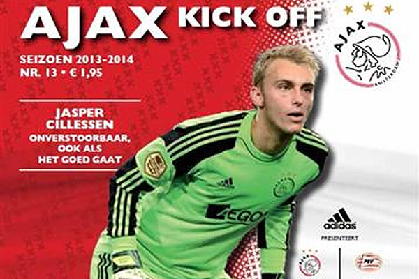 Ajax schaft programmaboekje Kick Off af
