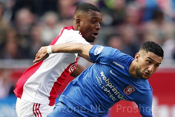 'Ajax en FC Twente dichtbij akkoord over Ziyech; Transfersom van 11 miljoen'