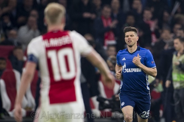 Huntelaar: 'Ajax sterk in het voordeel'