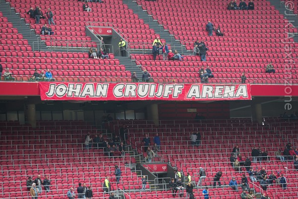 Ajax hoopt bij seizoensstart 9000 supporters toe te mogen laten