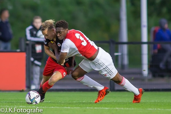 Jong Ajax verliest thuisduel tegen Excelsior: 1-2 (Incl foto's)