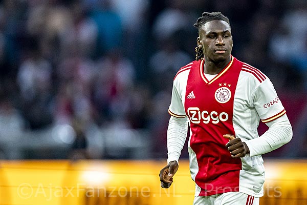 Ajax en Fulham akkoord over transfer Bassey
