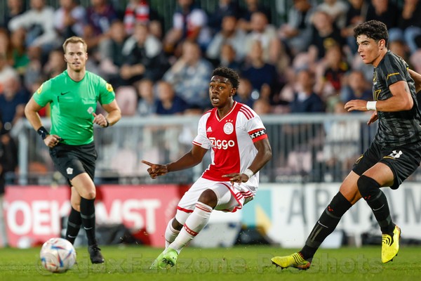Jong Ajax met 3-1 te sterk voor NAC Breda (Incl foto's)