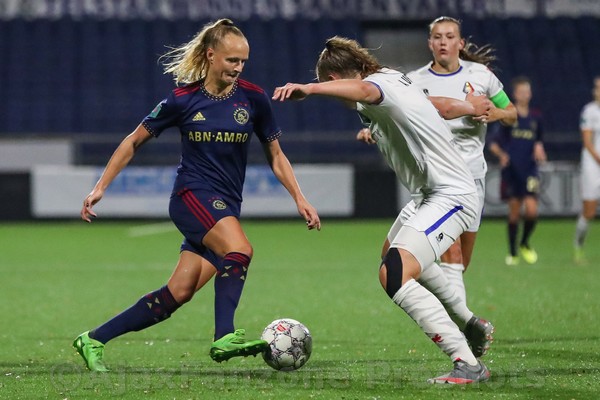Ajax Vrouwen halen uit tegen Telstar: 2-7